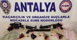 Antalya Merkezli 5 İlde Yapılan Eş Zamanlı Operasyonda Silahlı Suç