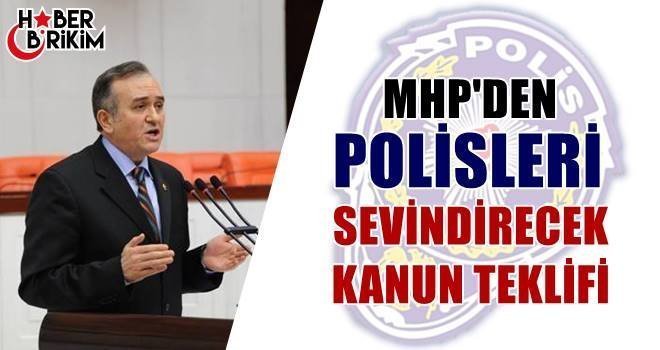 Manisa Milletvekili ve MHP Grup Başkan Vekili Erkan AKÇAY, polislerin