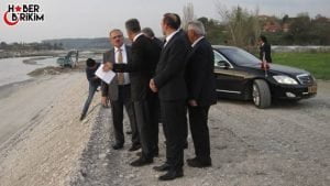 Antalya’nın Kaş İlçesi’nde düzenlenen Büyükşehir Belediyesi’ne ait tesislerin temel atma
