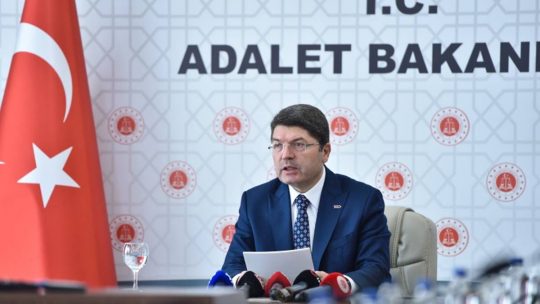 Bakan Tunç, Anayasa’da yapılan değişikliklerle kadın haklarından çocuk haklarına, temel